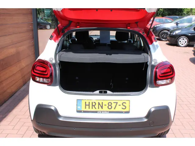 Citroën C3 1.2 PureTech Live 2018 Benzine 11