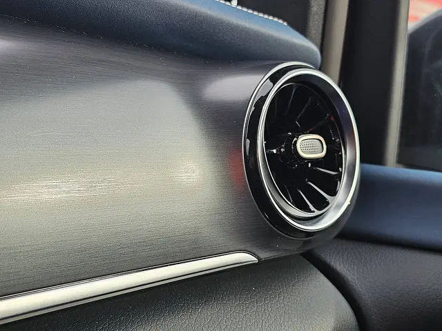 Mercedes-Benz EQV 300 2020 Elektrisch 16