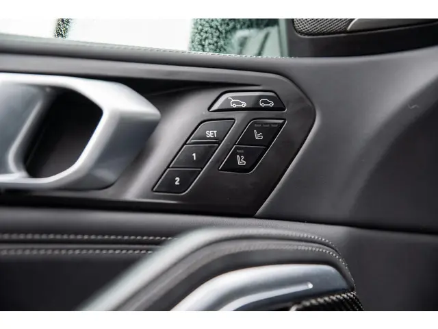 BMW X6 xDrive40i High Executive M Sport 2020 Benzine 23