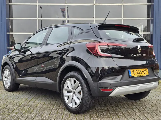 Renault Captur 1.0 TCe 90 evolution 2023 Benzine 3