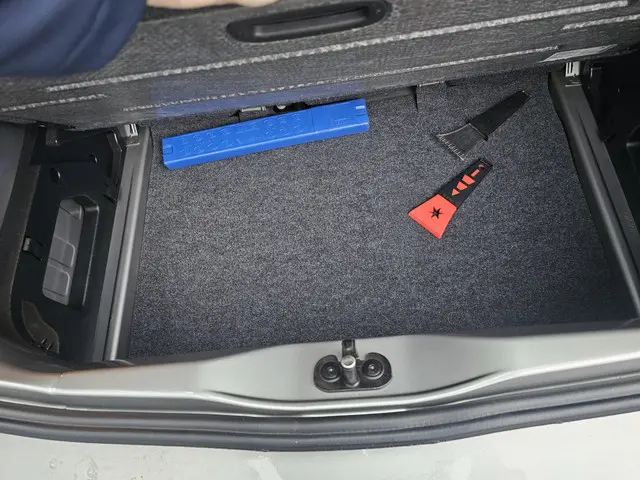 Volkswagen up! 1.0 BMT move up! 2018 Benzine 29