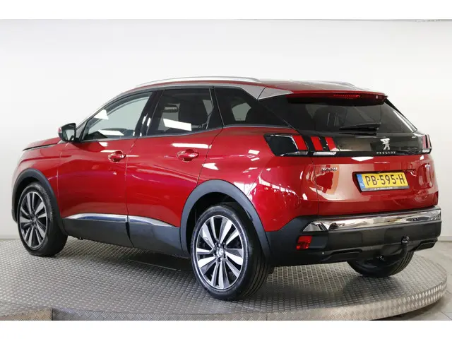 Peugeot 3008 1.2 PureTech GT Line. 2017 Benzine 9