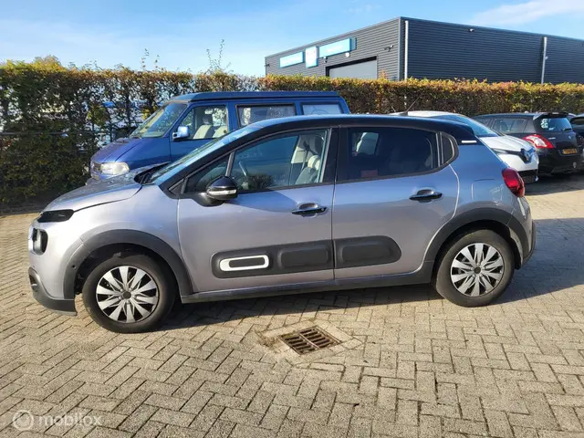 Citroën C3 1.2 PureTech Saint James 2021 Benzine 17