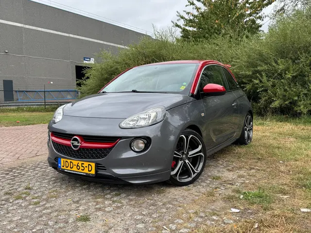 Opel ADAM 1.4 Turbo Rocks S 2015 Benzine