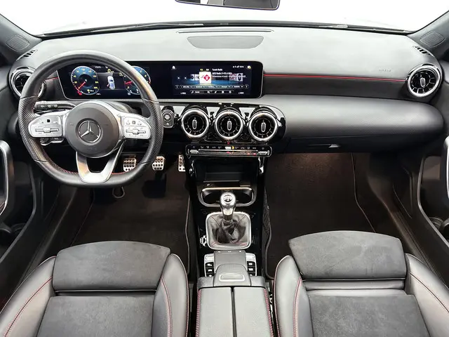 Mercedes-Benz A-Klasse 160 Advantage 2020 Benzine 4