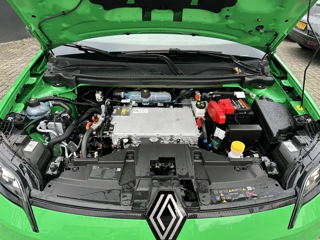 Renault 5 Techno 120 pk Urban Range 2025 Elektrisch 40