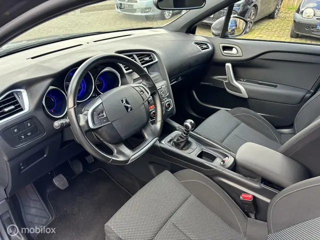 Citroën DS4 1.2 PureTech Business 37.666 km! 2016 Benzine 9