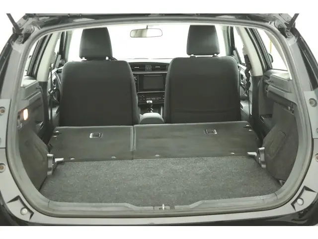 Toyota Auris 1.2T Aspiration 2016 Benzine 26