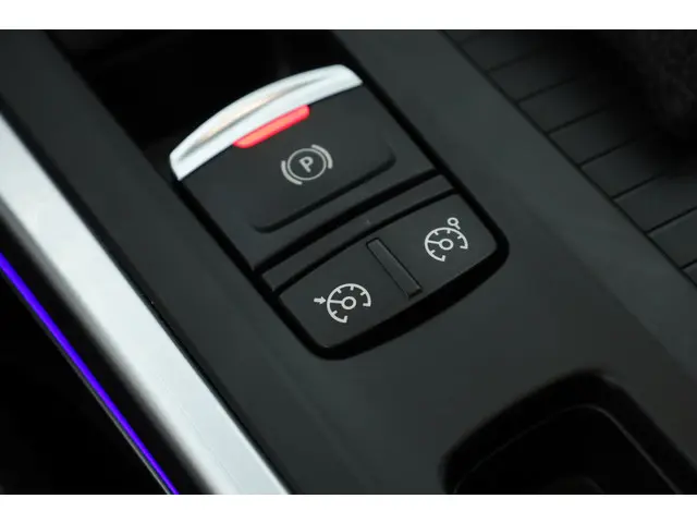 Renault Mégane Estate 1.3 TCe Limited 2020 Benzine 18