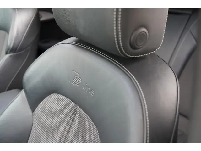 Audi A6 Avant 1.8 TFSI s-line Edition 2016 Benzine 17