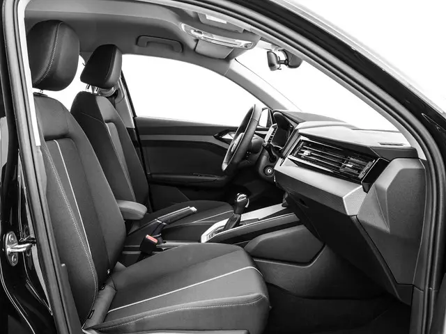 Audi A1 Sportback 25 TFSI S edition 95 PK 2025 Benzine 8