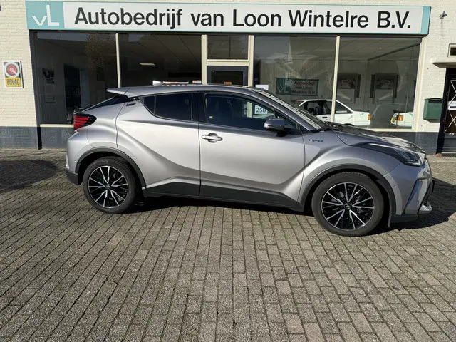 Toyota C-HR 1.8 Hybrid Executive 2020 Hybride Benzine