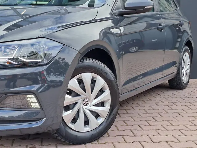 Volkswagen Polo 1.0 MPI Trendline 2018 Benzine 32