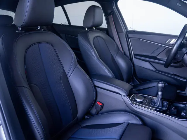 BMW 1 Serie 5-deurs 118i 2020 Benzine 10
