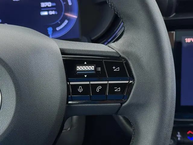 Alfa Romeo Junior Elettrica 54 kWh 2025 Elektrisch 27