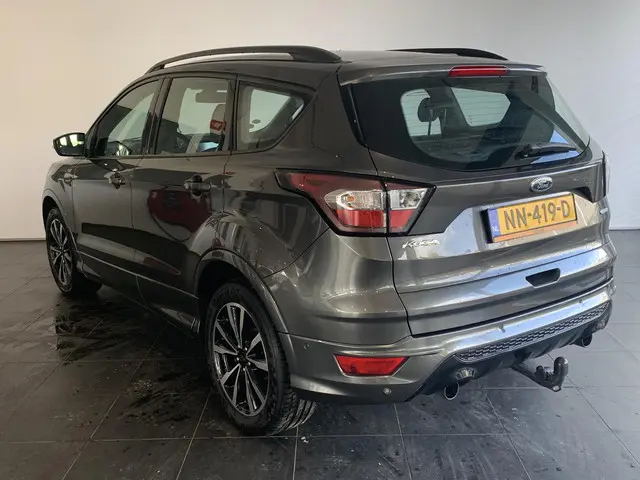 Ford Kuga 1.5 EcoBoost ST Line 2017 Benzine 6