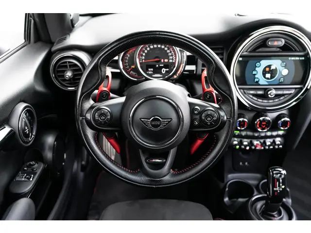 MINI Cooper Mini 2.0 John Works 2018 Benzine 18