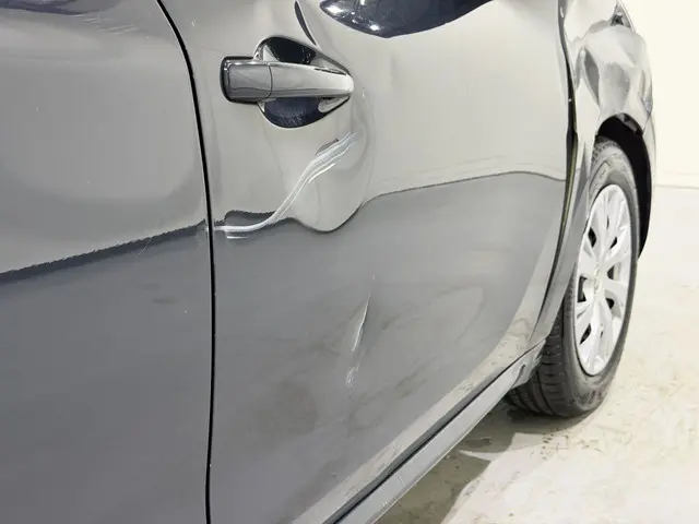 Peugeot 208 HB 1.2 PureTech Blue Lion 2017 Benzine 23