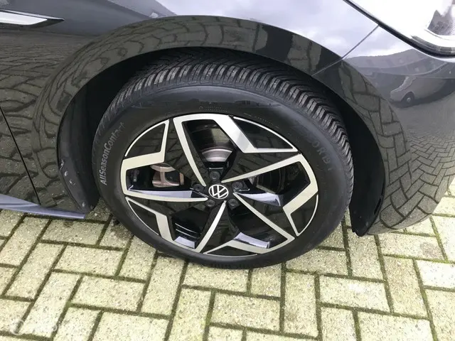 Volkswagen ID.3 First Plus 58 kWh 2020 Elektrisch 12