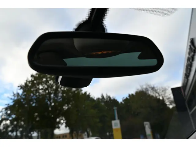 Peugeot 3008 1.6 THP Crossway 2015 Benzine 30