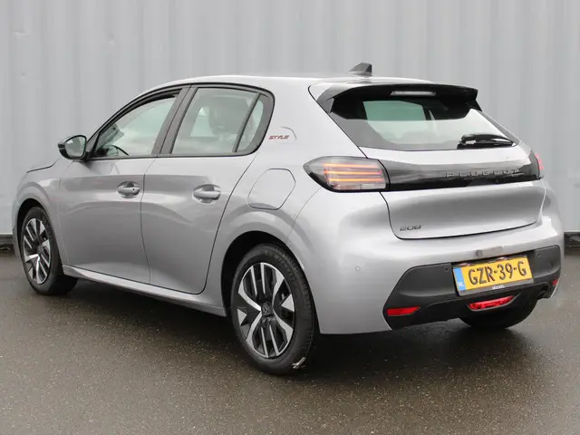 Peugeot 208 1.2 PureTech 75 Style 2025 Benzine 4