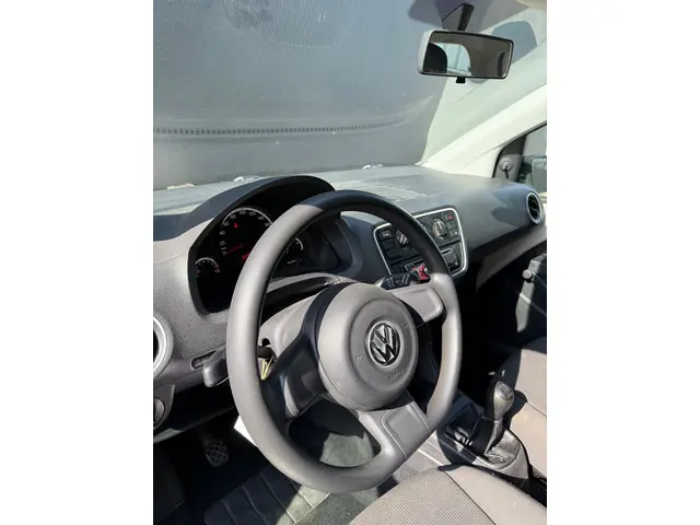 Volkswagen up! 1.0 take up! BlueMotion 2013 Benzine 18