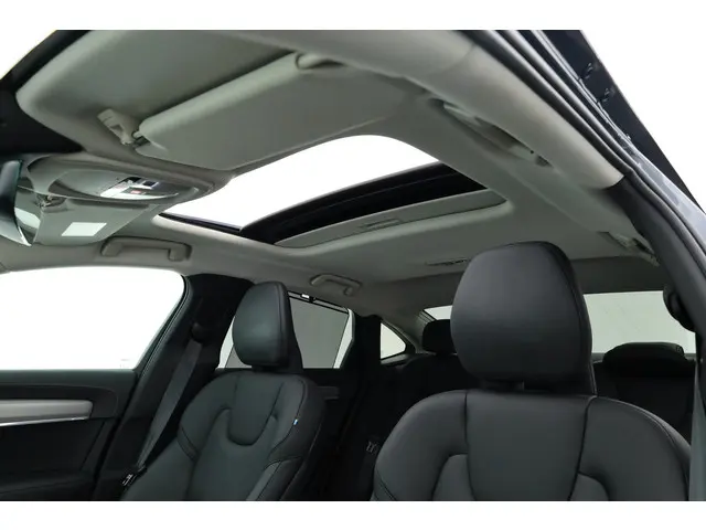 Volvo S90 2.0 T8 AWD Plus Dark 2025 Hybride Benzine 31