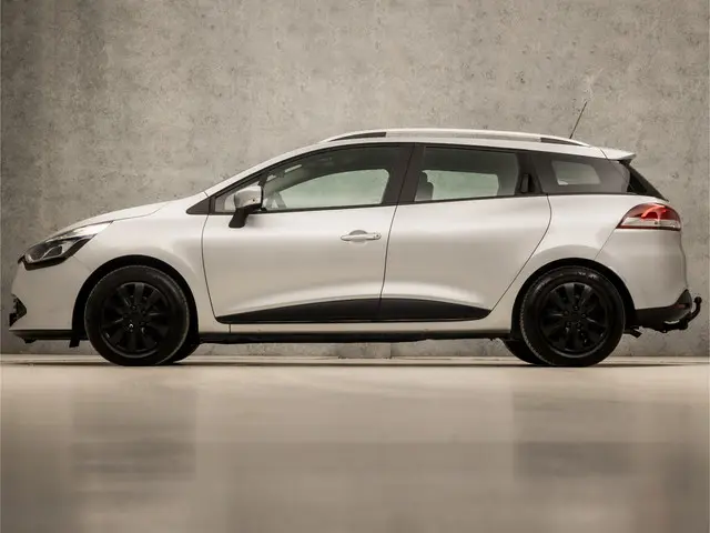 Renault Clio Estate 0.9 TCe Sport 2014 Benzine 2