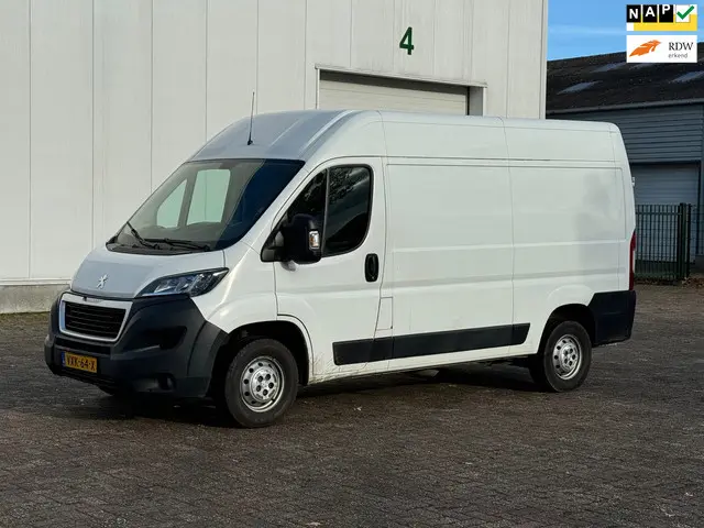 Peugeot Boxer 333 2.0 BlueHDI L2H2 Pro 2018 Diesel