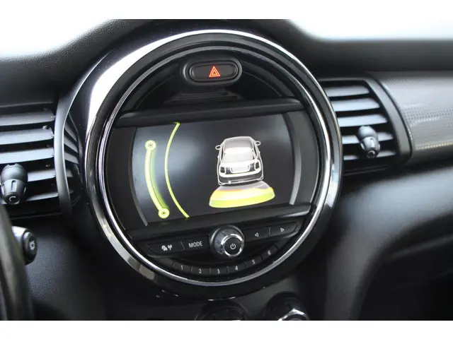 MINI Cooper Mini 1.5 Business 2018 Benzine 9