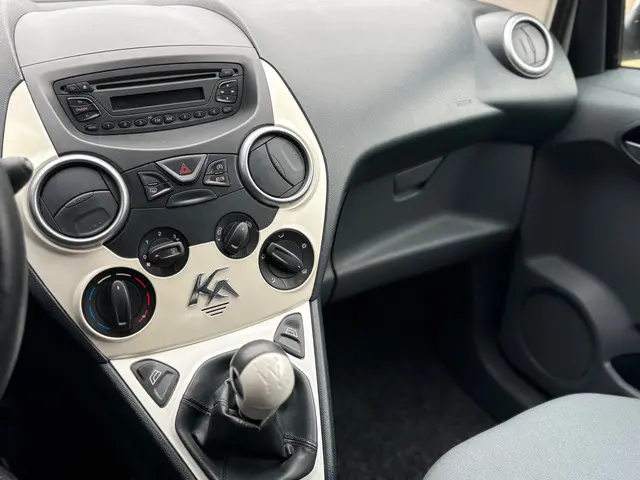 Ford Ka 1.2 Titanium X Start/Stop 2014 Benzine 15