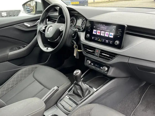 Škoda Kamiq 1.5 TSi ACT Business 2021 Benzine 14
