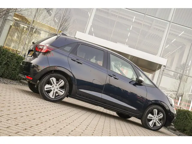 Honda Jazz 1.5i e:HEV EXECUTIVE 2022 Hybride Benzine 12