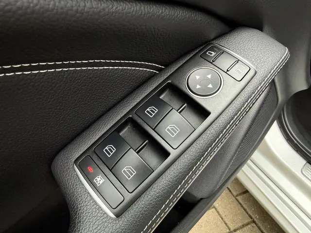 Mercedes-Benz A-Klasse 180 Ambition 2015 Benzine 21