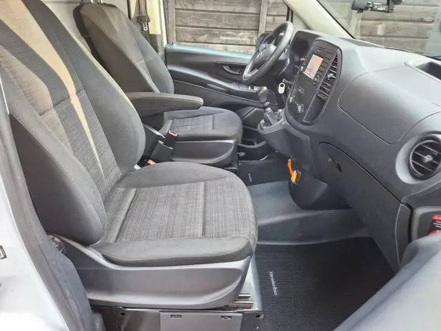 Mercedes-Benz Vito 111 CDI Lang 2018 Diesel 13