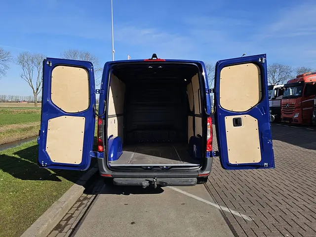 Mercedes-Benz Sprinter 214 2020 Diesel 13