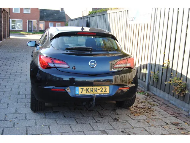 Opel Astra GTC 1.4 Turbo Design Edition 2013 Benzine 5