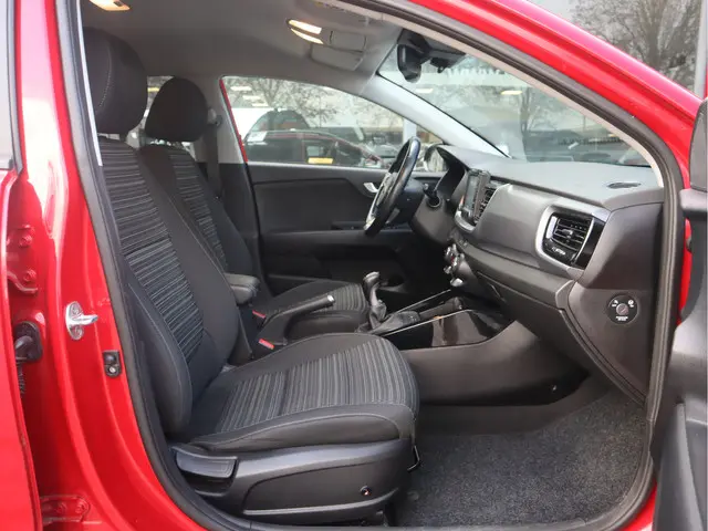 Kia Stonic 1.0 T-GDi 2020 Benzine 15