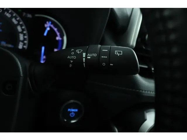 Toyota RAV4 2.5 Hybrid AWD Active 2020 Hybride Benzine 31
