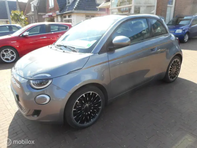 Fiat 500e Icon 42 kWh 2022 Elektrisch 2