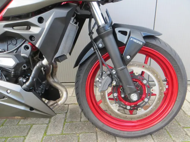 Kawasaki Z500 SE 2024 Benzine 4