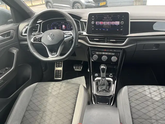Volkswagen T-Roc 1.5 TSi DSG R-Line (2X) 2022 Benzine 11