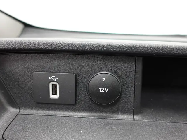 Ford Transit Custom 300 2.0 TDCI L2H1 Trend 2023 Diesel 26
