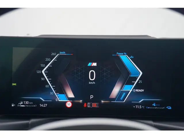 BMW 3 Serie Touring 330e xDrive 2022 Hybride Benzine 16
