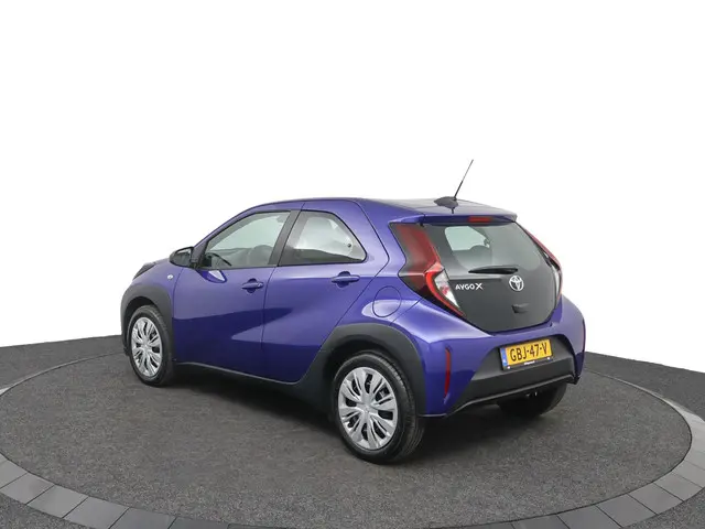 Toyota Aygo X 1.0 VVT-i MT Play 2024 Benzine 12