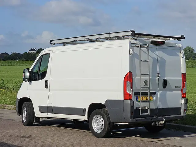 Peugeot Boxer 2.0 2016 Diesel 6