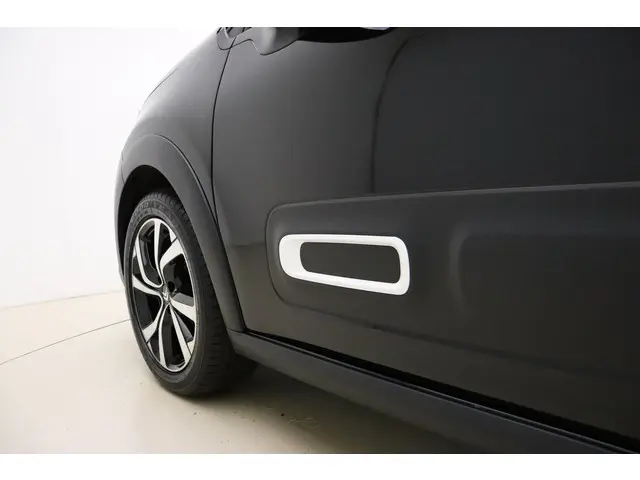 Citroën C3 1.2 PureTech Max 2024 Benzine 17