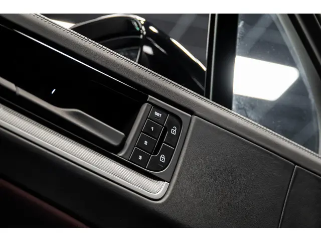 Porsche Cayenne Coupé 3.0 E-Hybrid 2024 Hybride Benzine 11