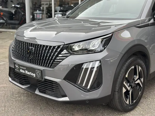 Peugeot 2008 1.2 PureTech Allure 2024 Benzine 15