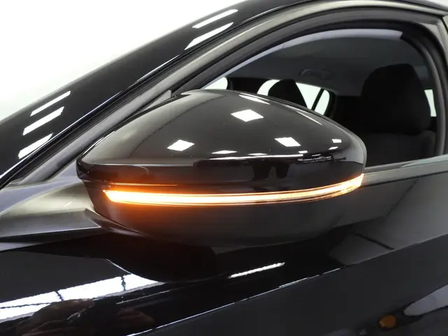 Peugeot e-208 EV Active Pack 50 kWh 2023 Elektrisch 35